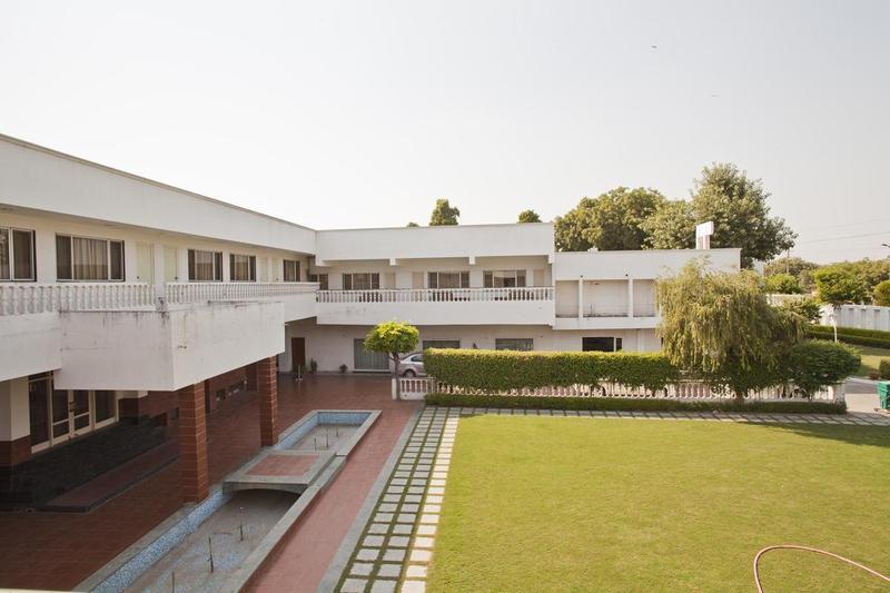 Grand Hotel Agra  Dış mekan fotoğraf