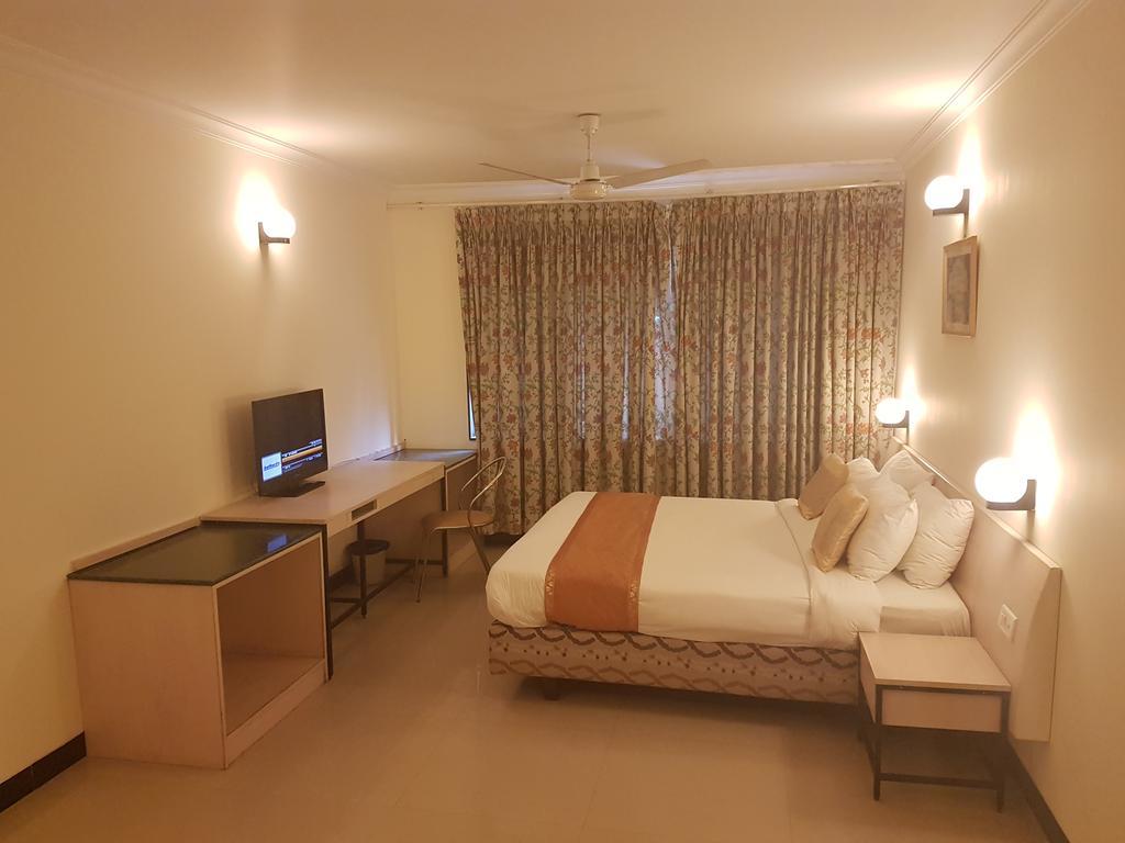 Grand Hotel Agra  Dış mekan fotoğraf